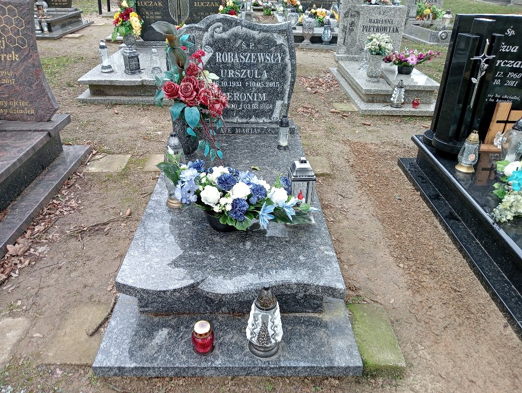 Grób Hieronim Robaszewski